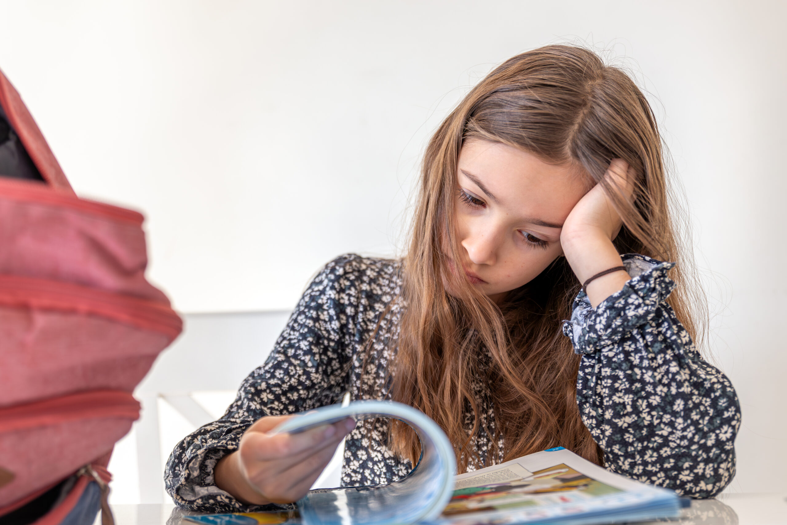 ¿QUÉ DEBE “CONSOLIDARSE” EN LA ESCUELA?